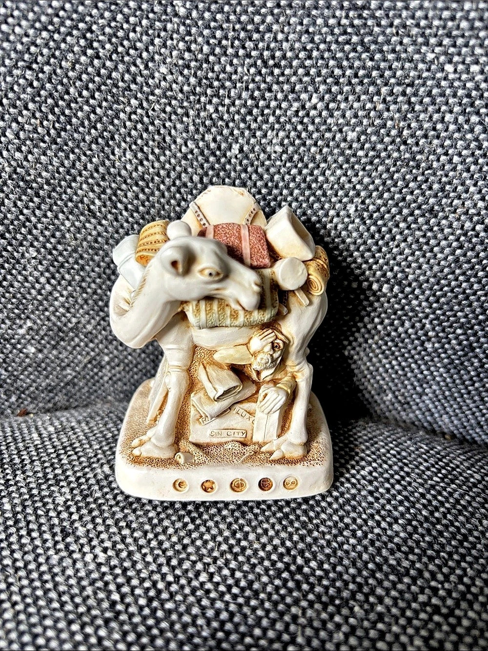 Harmony Kingdom camel trinket box